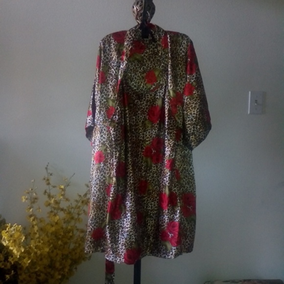 Lounge Set - Picture 2 of 4