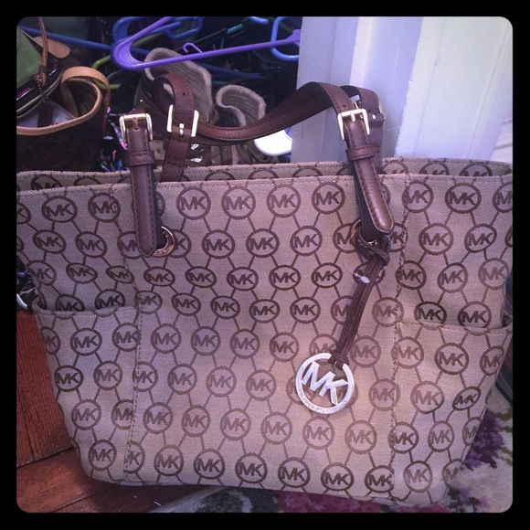 Michael Kors Tote