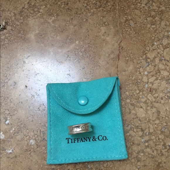 Tiffany & Co Return to Tiffany Ring