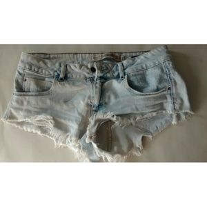 Comfy Zara denim shorts
