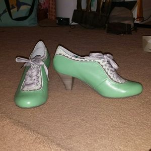 Green Poetic License Heels