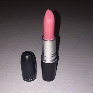 Mac Cosmetics lipstick