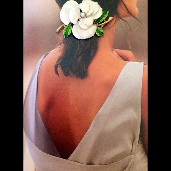 Vintage 1950's ART/MODE ART Enamel Flower Brooch - Picture 3 of 4