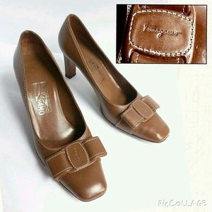 Brown Leather Ferragamo Heels 7.5 B