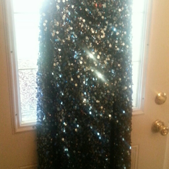 PROM DRESS - Picture 4 of 4