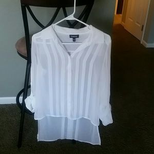 "Hi low" bebe button down