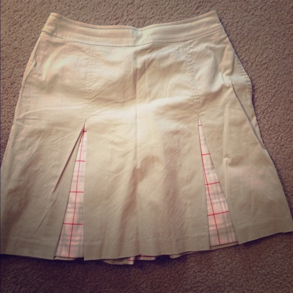Burberry golf skirt
