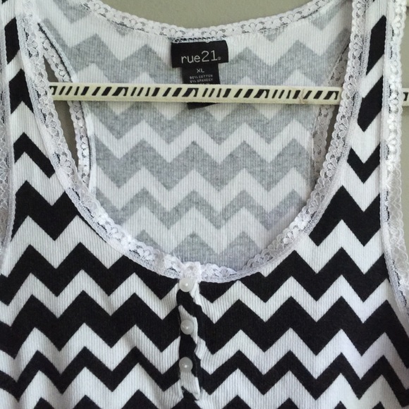 2 for $10 Rue 21 chevron tank top - Picture 2 of 2