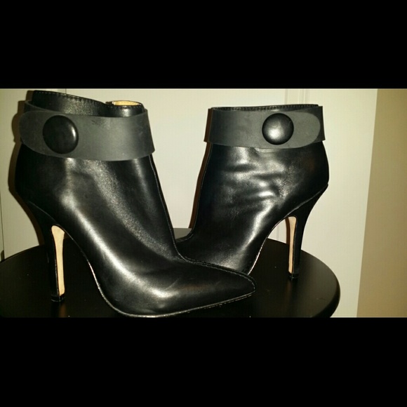 Genuine Leather Steve Madden Ankle  Bootie