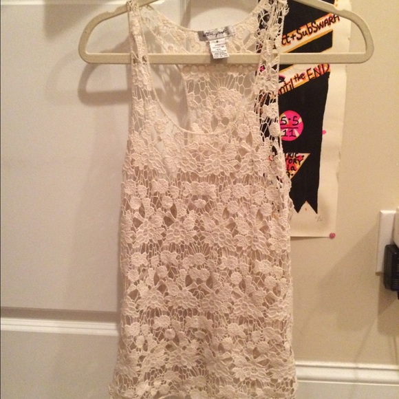 Crochet flower tank