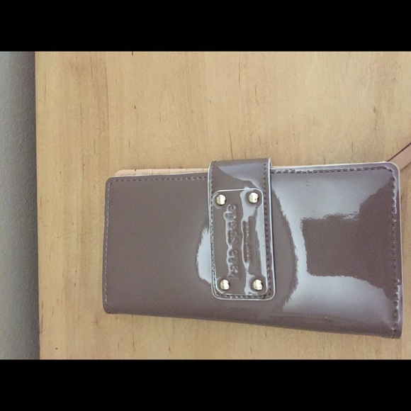 Kate Spade Authentic wallet. Patent leather.