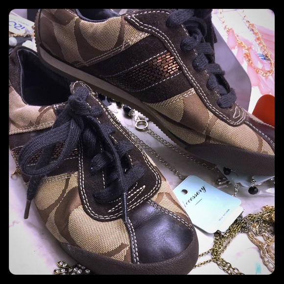 Coach Tennis Shoes - Picture 1 of 4