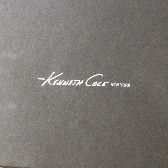 Kenneth Cole black leather dress shoes - Picture 4 of 4