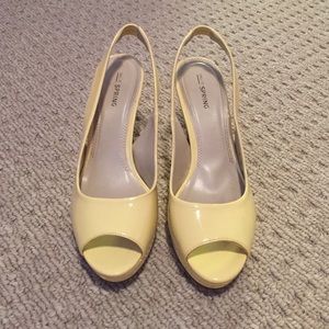 Yellow heels!