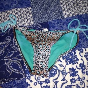 scrunchy bottom cheetah print bikini bottoms