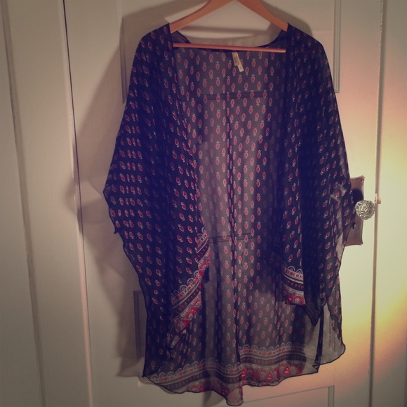 Truth NYC Other - Beautiful kimono only worn once