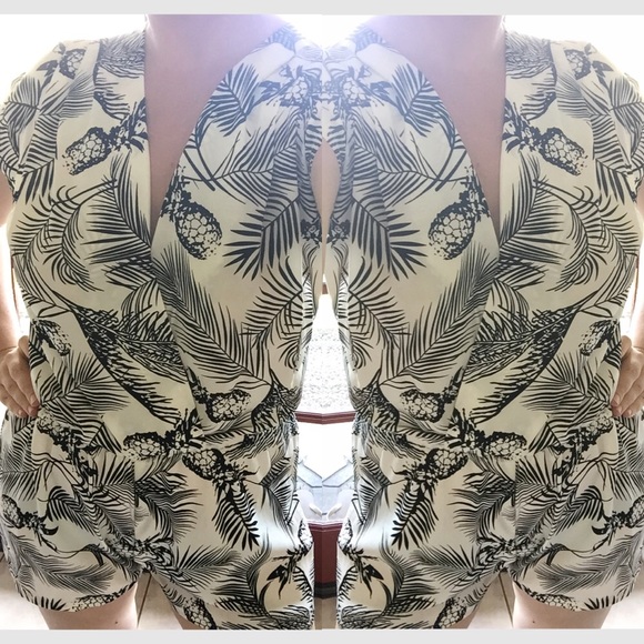 🍍PINEAPPLE ROMPER🍍❗️LAST ONE❗️Size SMALL - Picture 4 of 4