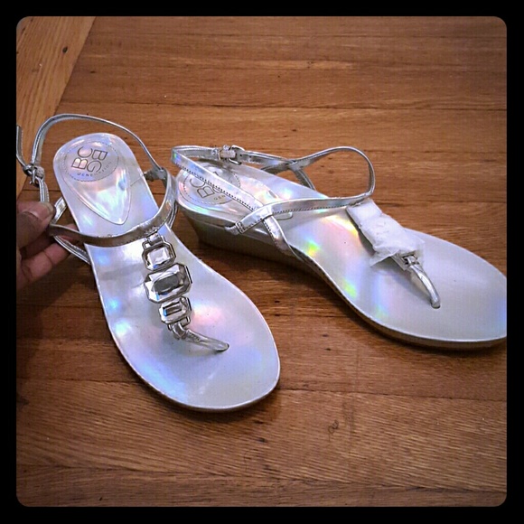 NWOT BCBGENERATION metallic wedge sandal