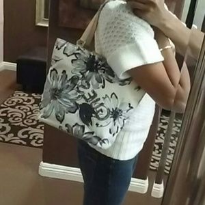 Guess Tote, Waist Cincher, Designer Shave Cream