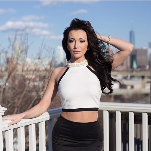 White Pearl Crop Top NWOT