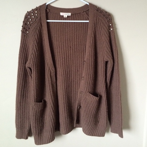 Brown sweater cardigan
