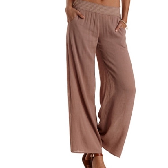 NWT Gauzy High-Waisted Palazzo Pants