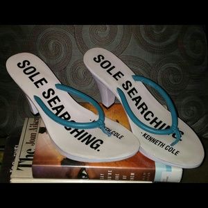 Ladies size 7 sandal pumps!