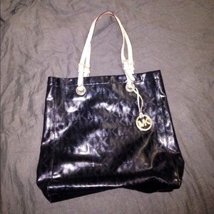 Michael Kors North South Jet Set Tote