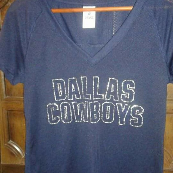 ****SOLD**** vs pink Cowboys mesh shirt