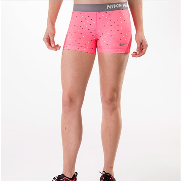 Nike Outerwear - Nike pro 3" shorts