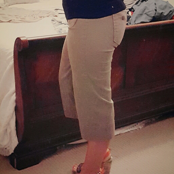 Lucky Brand Cropped Jeans