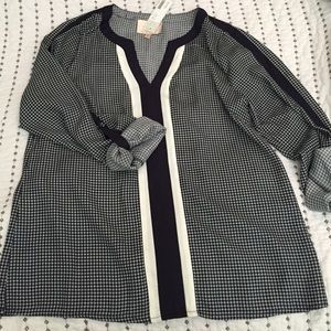 Skies Are Blue navy print blouse. Size small