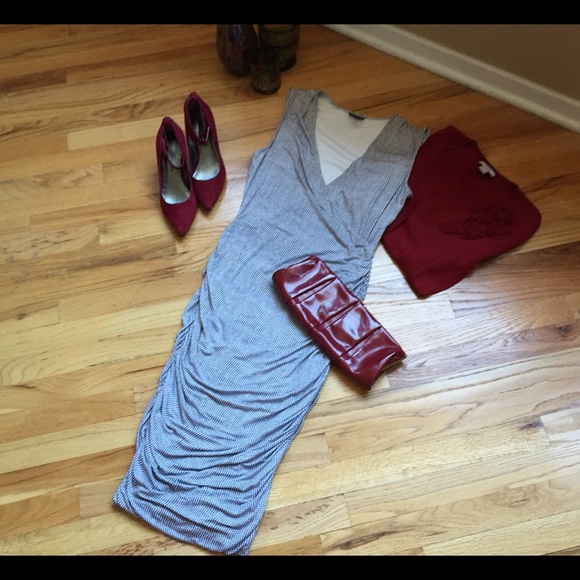 Mossimo Supply Co. Dresses & Skirts - ✨Faux Wrap Dress w/Ruched Sides by Mossimo✨