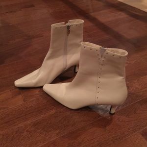 Anne Klein Cream-Colored Short Boots