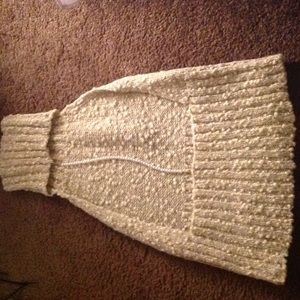 Turtle neck/Mock neck backless sweater