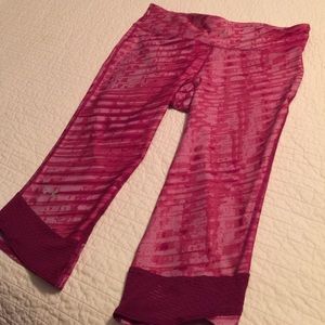 Under Armour Printed Fly-By Compression Capri