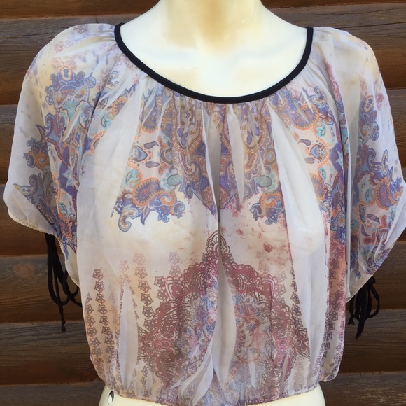 🌺Gifted w/purchase🌺Sheer paisley boho top