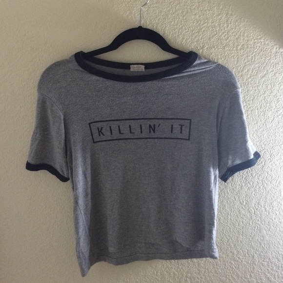 BRANDY MELVILLE "Killin it" top