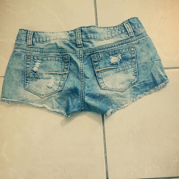 Shorts - Picture 2 of 2