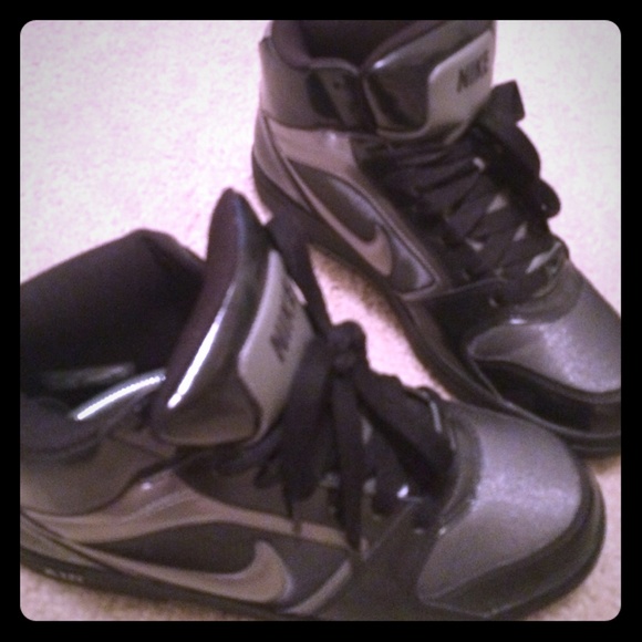 Nike airs - Picture 1 of 1