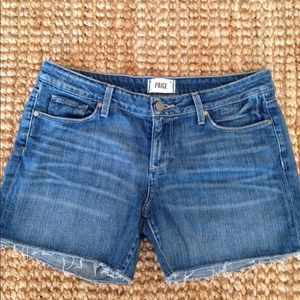 Paige denim shorts size 28