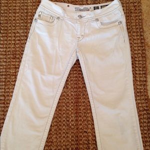 White miss me Capri size 29
