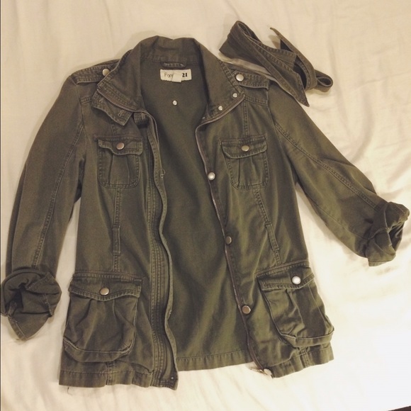 Green oversized cargo jacket