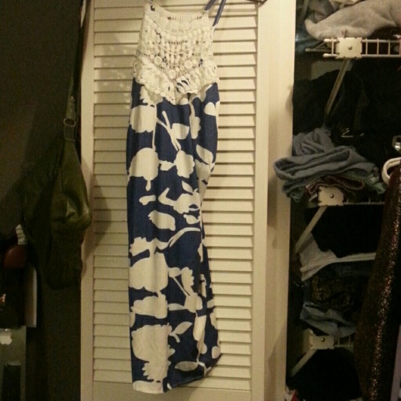 Dress - Picture 2 of 2