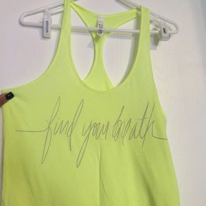 NWOT Adorable yellow tank top