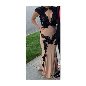 JOVANI nude/black plunging neckline prom  dress