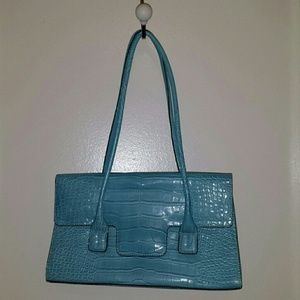Stylish and Bright Tommy Hilfiger Handbag