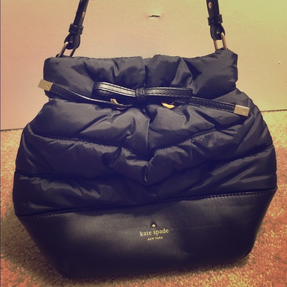 Kate Spade black hangbag - Picture 1 of 4