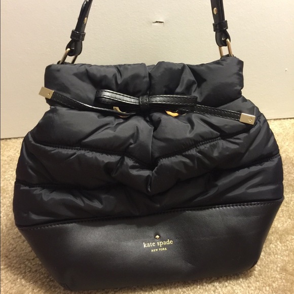 Kate Spade black hangbag - Picture 2 of 4