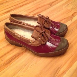 UGG Ashdale Duck Shoe